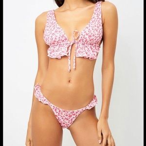 Frankie’s bikinis Ali set pink floral